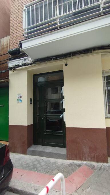 Cozy 2 Bedroom Apartment With Patio 马德里 外观 照片